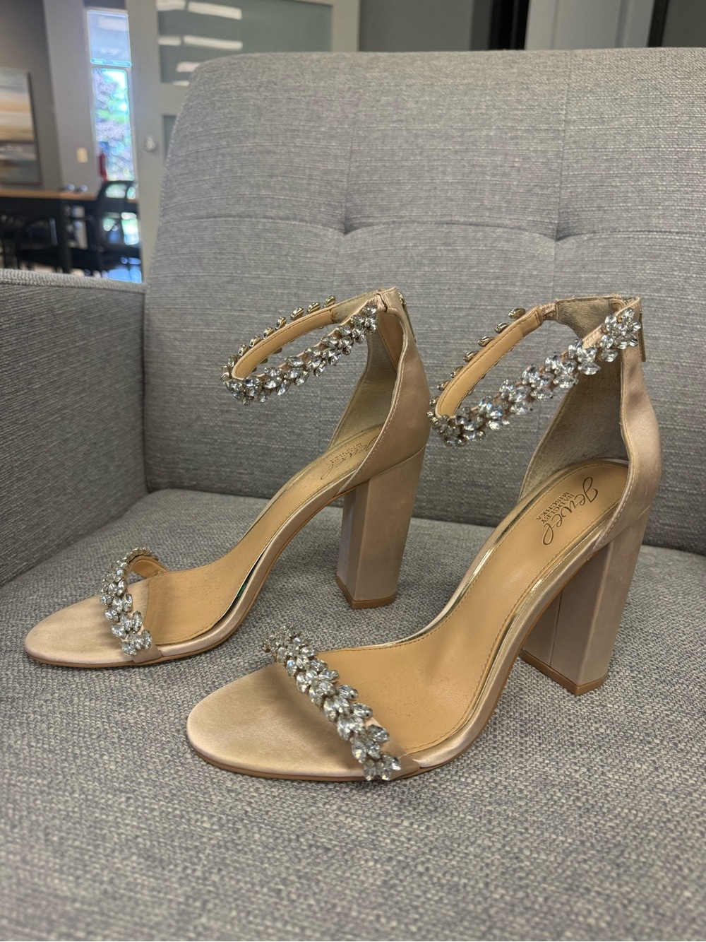 Jewel Badgley Mischka Elegant Block Heel Sandals with Rhinestone Straps